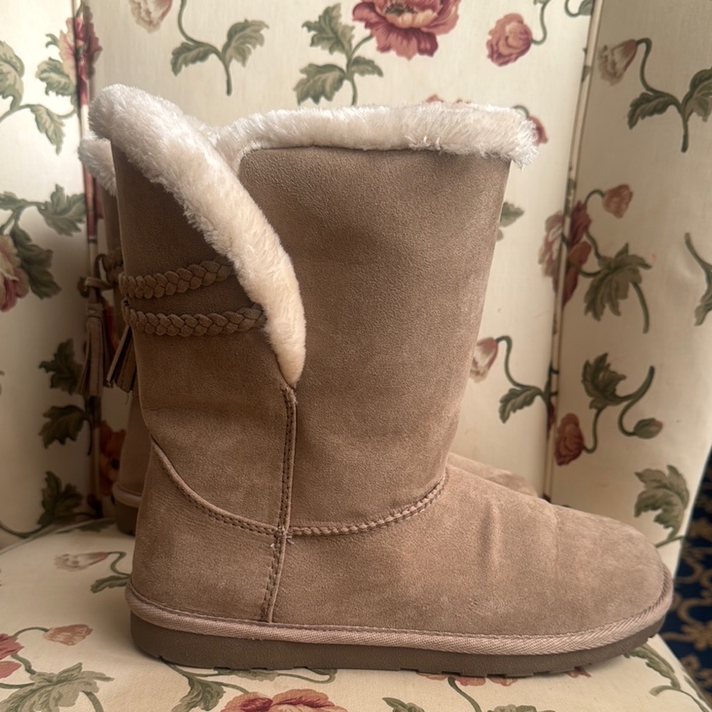 Arizona Jean Company Tan Winter Boots